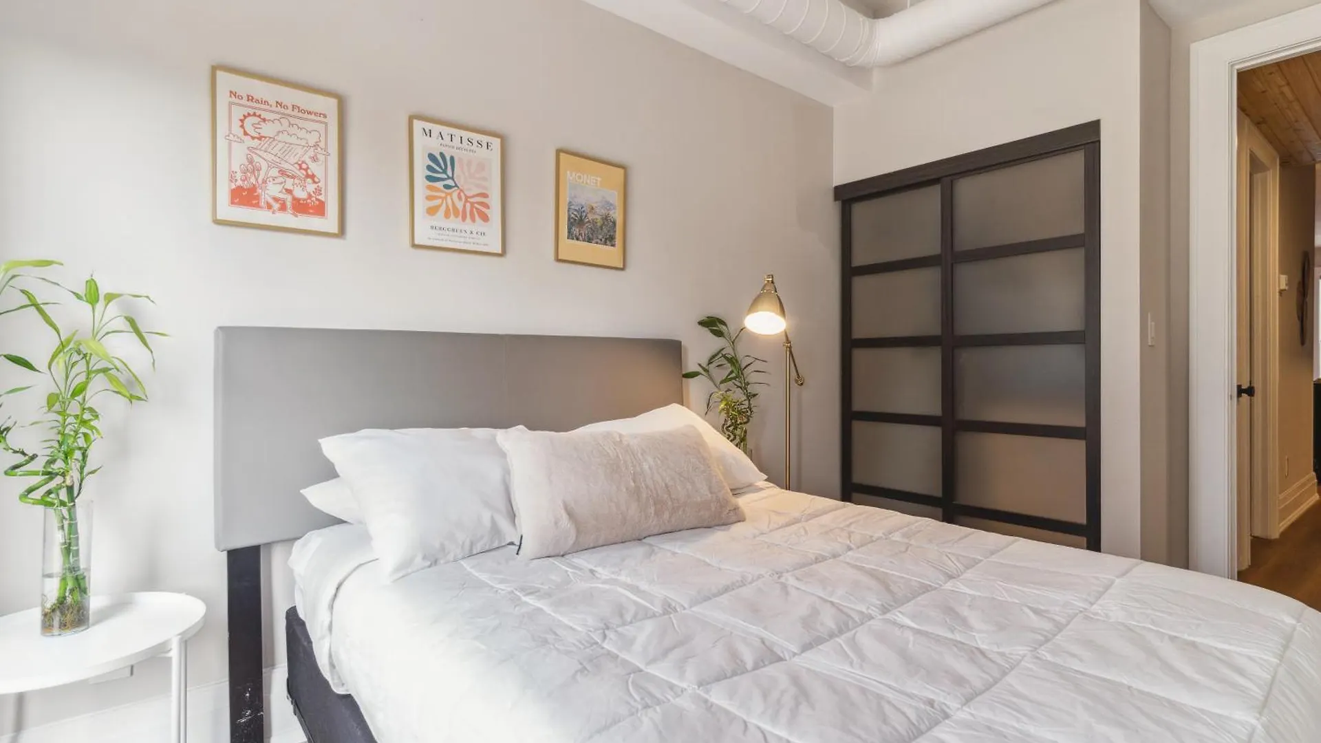 ホテル The Queen'S Griffen トロント